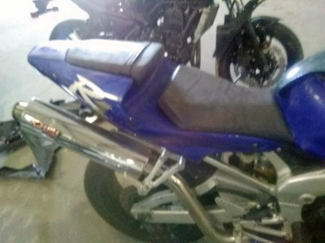 JYARN05E5YA003782 - 2000 YAMAHA YZFR1 BLUE photo 6