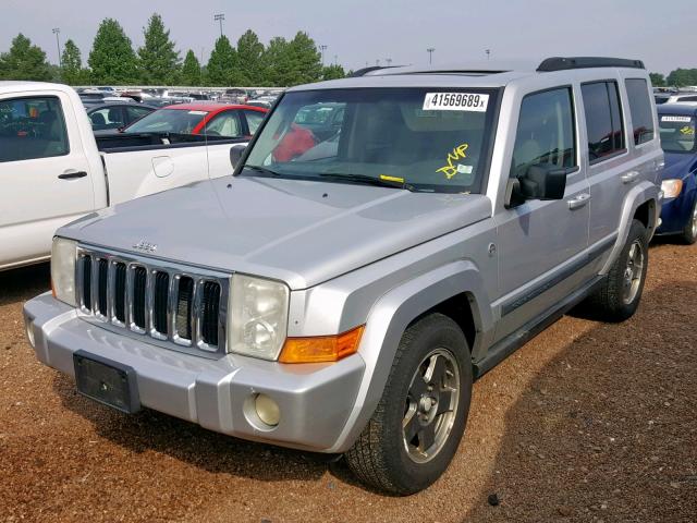 1J8HG48P67C678695 - 2007 JEEP COMMANDER SILVER photo 2