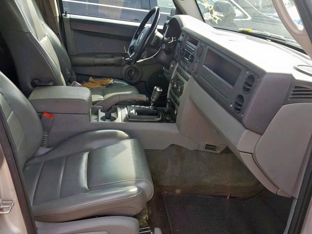 1J8HG48P67C678695 - 2007 JEEP COMMANDER SILVER photo 5