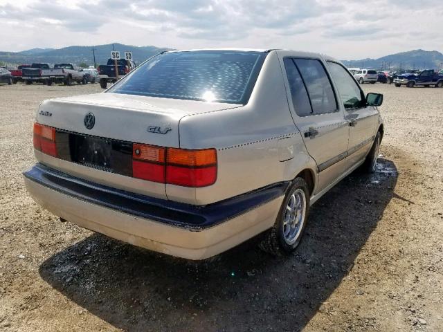 3VWSA81H3TM021688 - 1996 VOLKSWAGEN JETTA GLS SILVER photo 4