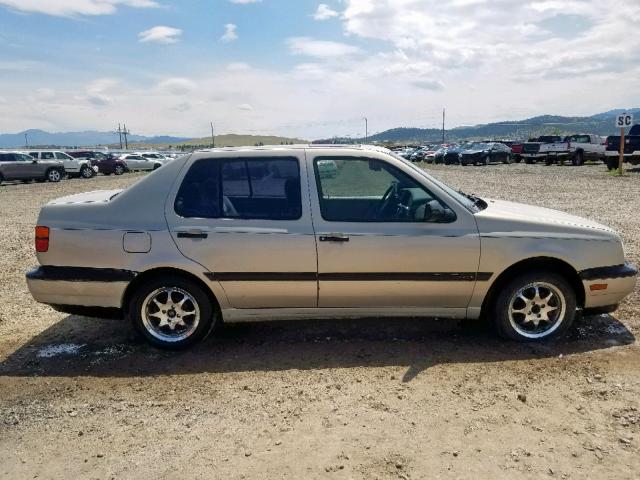 3VWSA81H3TM021688 - 1996 VOLKSWAGEN JETTA GLS SILVER photo 9