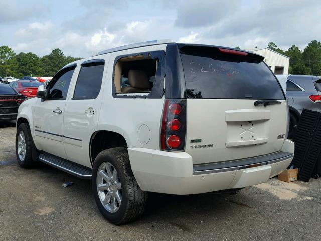 1GKS1EEF0BR122649 - 2011 GMC YUKON DENA WHITE photo 3