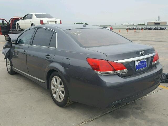 4T1BK3DB7CU462676 - 2012 TOYOTA AVALON BAS Szary zdjęcie 3