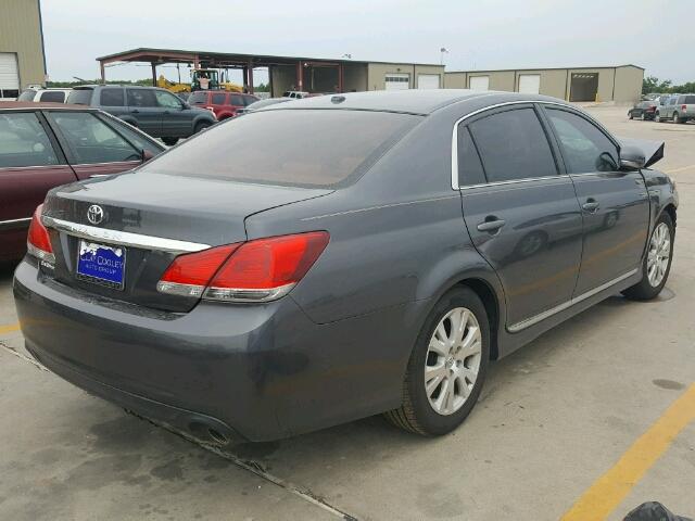 4T1BK3DB7CU462676 - 2012 TOYOTA AVALON BAS Szary zdjęcie 4