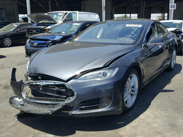 5YJSA1E29GF133115 - 2016 TESLA MODEL S GRAY photo 2