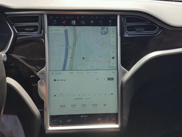 5YJSA1E29GF133115 - 2016 TESLA MODEL S GRAY photo 9