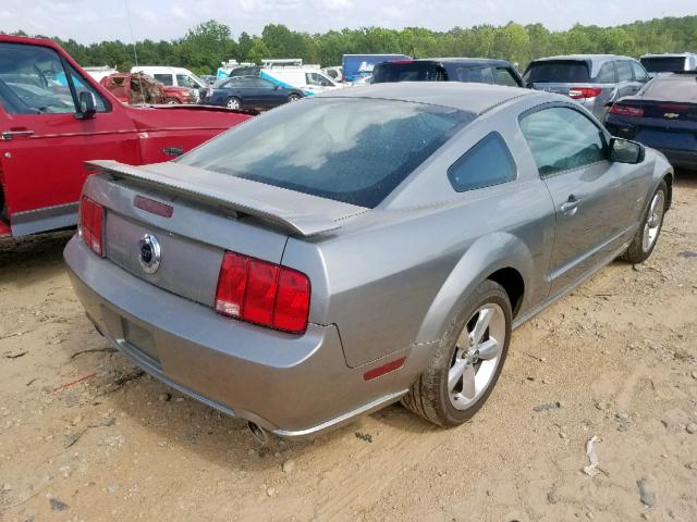 1ZVHT82H685157877 - 2008 FORD MUSTANG GT SILVER photo 4