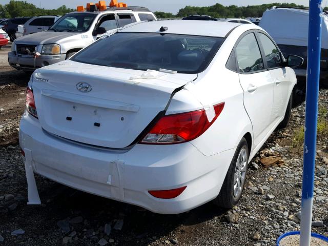 KMHCT4AE4HU194568 - 2017 HYUNDAI ACCENT SE WHITE photo 4