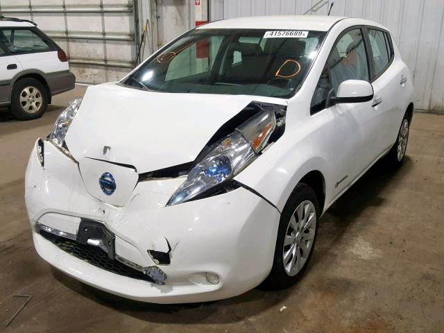 1N4AZ0CP9DC412754 - 2013 NISSAN LEAF S WHITE photo 2