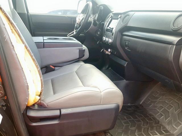 5TFRM5F17GX095621 - 2016 TOYOTA TUNDRA DOU BLACK photo 5