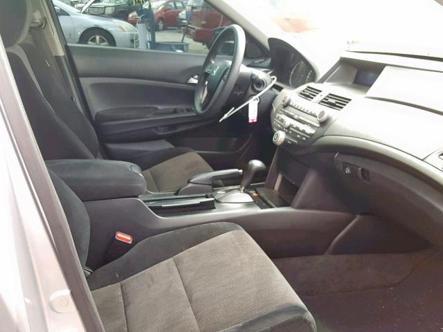 1HGCP26448A062913 - 2008 HONDA ACCORD LXP SILVER photo 5