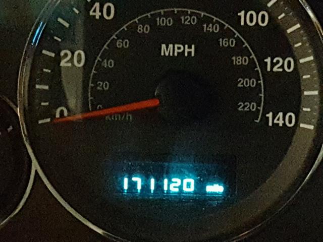 1J8HG48K96C304021 - 2006 JEEP COMMANDER GREEN photo 8