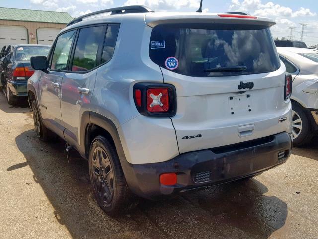ZACCJBAB3JPH80612 - 2018 JEEP RENEGADE S SILVER photo 3