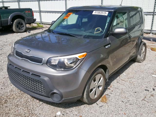 KNDJN2A23G7262727 - 2016 KIA SOUL GRAY photo 2