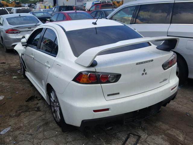 JA32W8FV4FU023421 - 2015 MITSUBISHI LANCER EVO WHITE photo 3