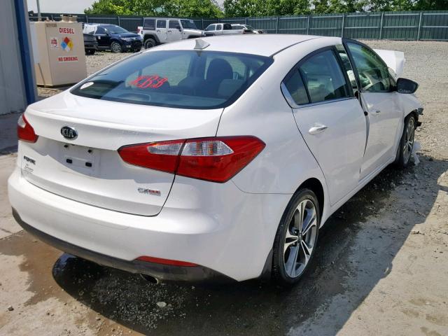 KNAFX4A80G5522039 - 2016 KIA FORTE EX WHITE photo 4