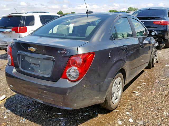 1G1JA5SH4G4128318 - 2016 CHEVROLET SONIC LS GRAY photo 4