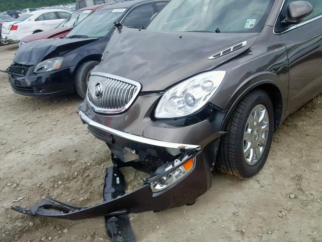 5GAKRCED4CJ383968 - 2012 BUICK ENCLAVE BROWN photo 10