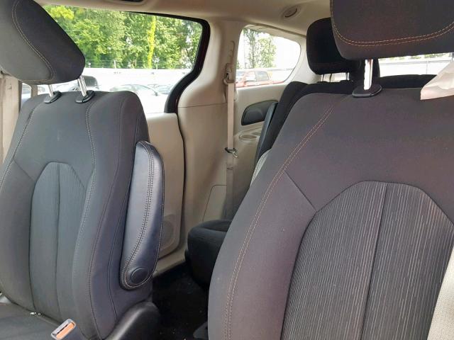 2C4RC1AG2JR157214 - 2018 CHRYSLER PACIFICA L MAROON photo 10