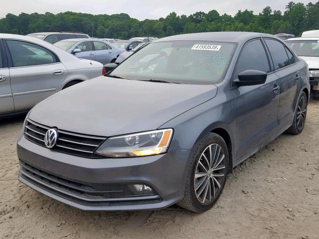 3VWD17AJ3GM282850 - 2016 VOLKSWAGEN JETTA SPOR GRAY photo 2