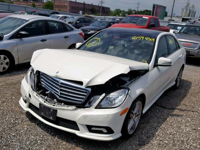 WDDHF8HB5BA386214 - 2011 MERCEDES-BENZ E350 4MAT WHITE photo 2