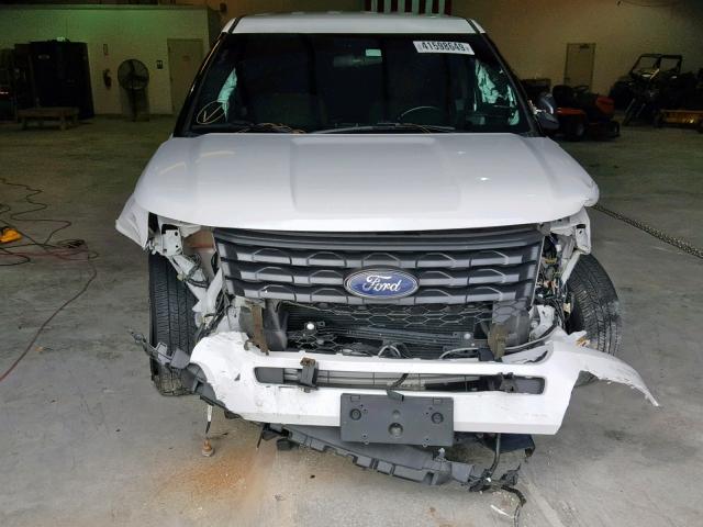 1FM5K8AR7HGC24697 - 2017 FORD EXPLORER P WHITE photo 9