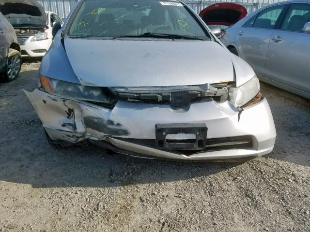 2HGFA16238H121927 - 2008 HONDA CIVIC DX SILVER photo 9