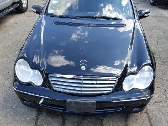 WDBRF84J45F664389 - 2005 MERCEDES-BENZ C 320 4MAT BLACK photo 7