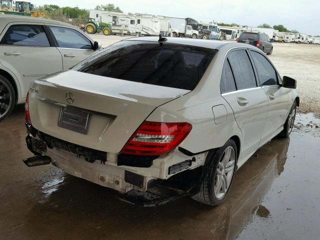 WDDGF4HB0CA628851 - 2012 MERCEDES-BENZ C 250 WHITE photo 4