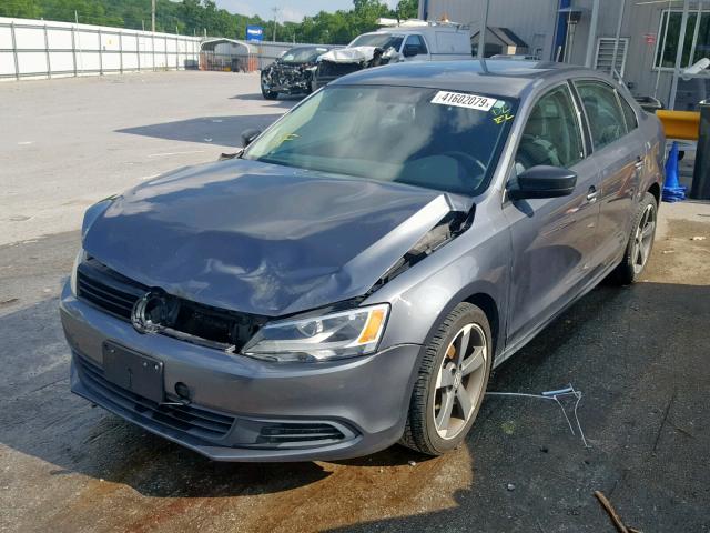 3VW2K7AJ5CM334168 - 2012 VOLKSWAGEN JETTA BASE GRAY photo 2