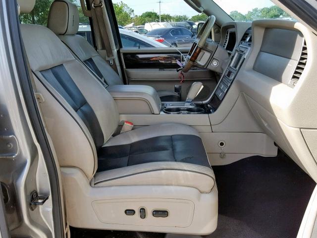 5LMFU28528LJ07032 - 2008 LINCOLN NAVIGATOR 银色 照片 5
