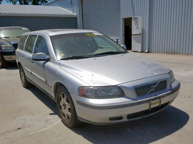 YV1SW53D411011317 - 2001 VOLVO V70 T5 TUR SILVER photo 1