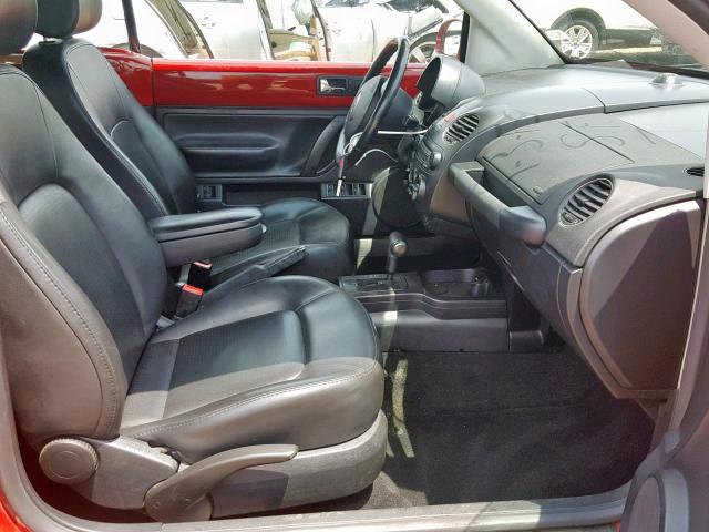 3VWRF31Y09M401213 - 2009 VOLKSWAGEN NEW BEETLE წითელი ფოტო 5
