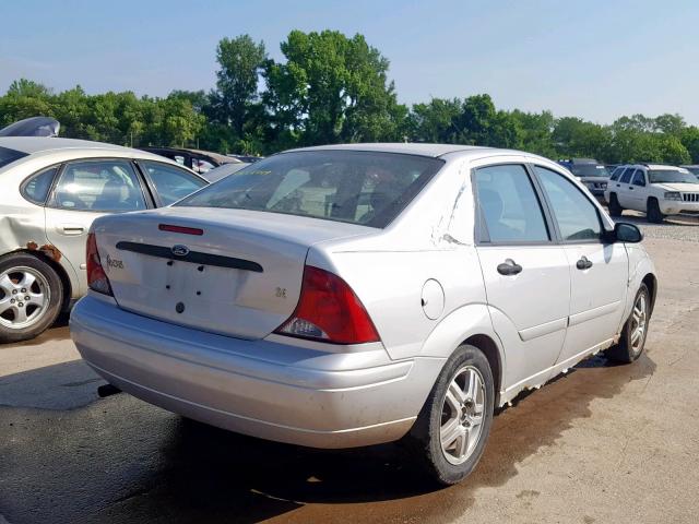 1FAFP34323W313425 - 2003 FORD FOCUS SE C SILVER photo 4