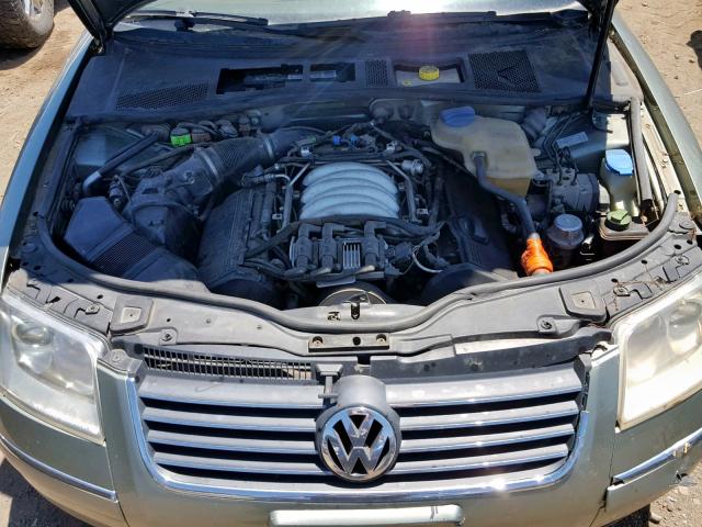 WVWYH63B22E382730 - 2002 VOLKSWAGEN PASSAT GLX GREEN photo 7