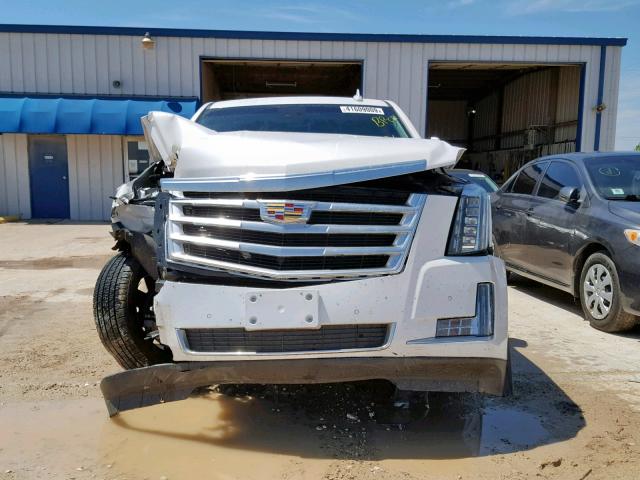 1GYS3BKJ7JR377739 - 2018 CADILLAC ESCALADE L WHITE photo 9