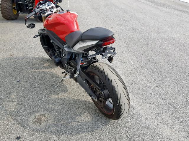 SMTL02NE3GT728435 - 2016 TRIUMPH MOTORCYCLE STREET TRI RED photo 3