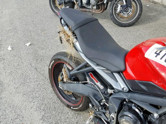SMTL02NE3GT728435 - 2016 TRIUMPH MOTORCYCLE STREET TRI RED photo 6