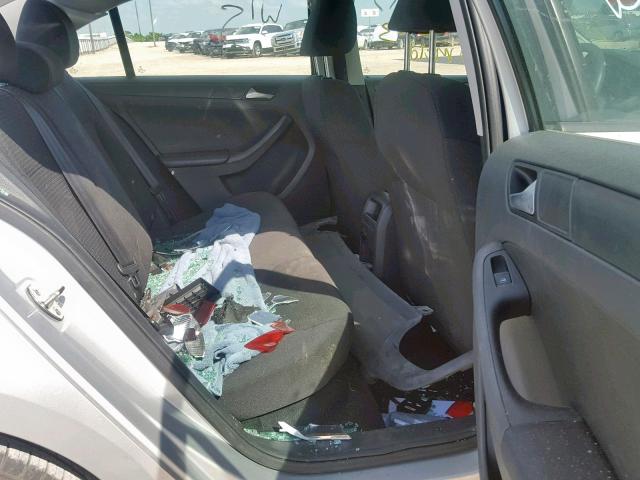 3VW2K7AJ4FM358059 - 2015 VOLKSWAGEN JETTA BASE SILVER photo 6