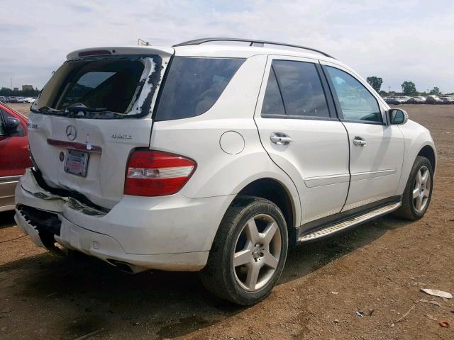 4JGBB72E38A375774 - 2008 MERCEDES-BENZ ML 550 WHITE photo 4