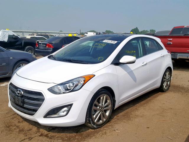 KMHD35LH0GU270187 - 2016 HYUNDAI ELANTRA GT WHITE photo 2