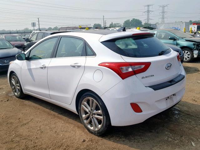 KMHD35LH0GU270187 - 2016 HYUNDAI ELANTRA GT WHITE photo 3