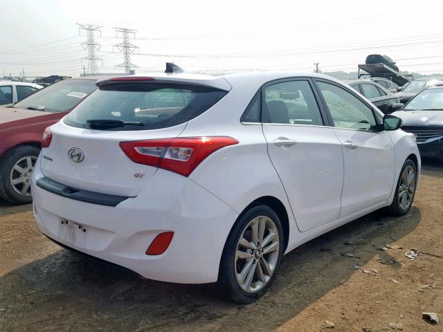 KMHD35LH0GU270187 - 2016 HYUNDAI ELANTRA GT WHITE photo 4