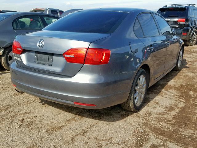 3VW2K7AJ1BM053158 - 2011 VOLKSWAGEN JETTA BASE GRAY photo 4