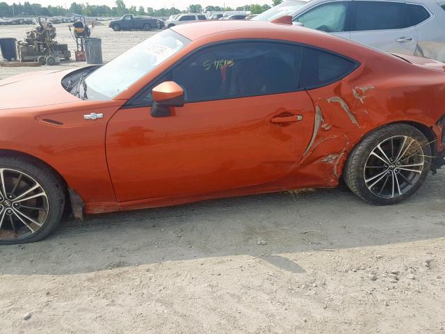 JF1ZNAA14G9701917 - 2016 TOYOTA SCION FR-S ORANGE photo 9