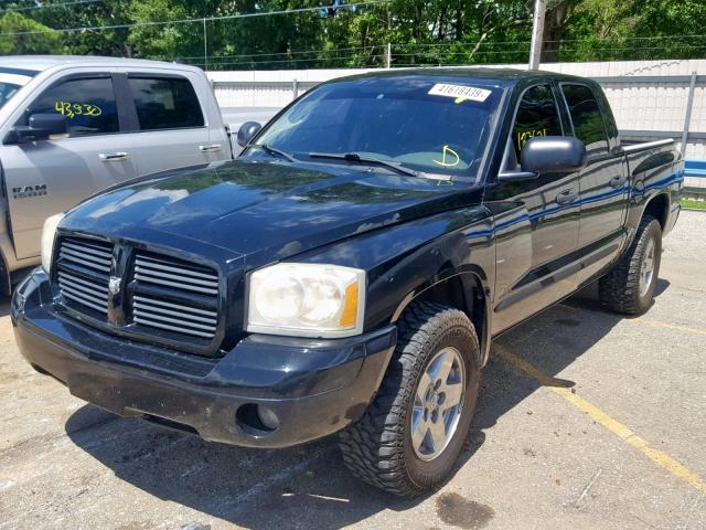 1D7HW48J56S544583 - 2006 DODGE DAKOTA QUA BLACK photo 2