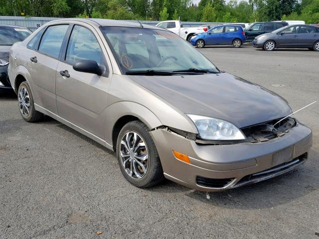 1FAFP34N75W265344 - 2005 FORD FOCUS ZX4 TAN photo 1