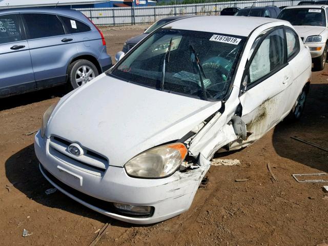 KMHCN36C87U032730 - 2007 HYUNDAI ACCENT SE WHITE photo 2