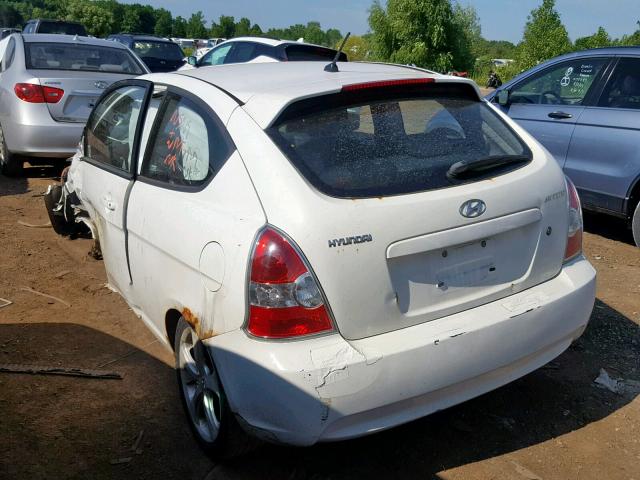 KMHCN36C87U032730 - 2007 HYUNDAI ACCENT SE WHITE photo 3