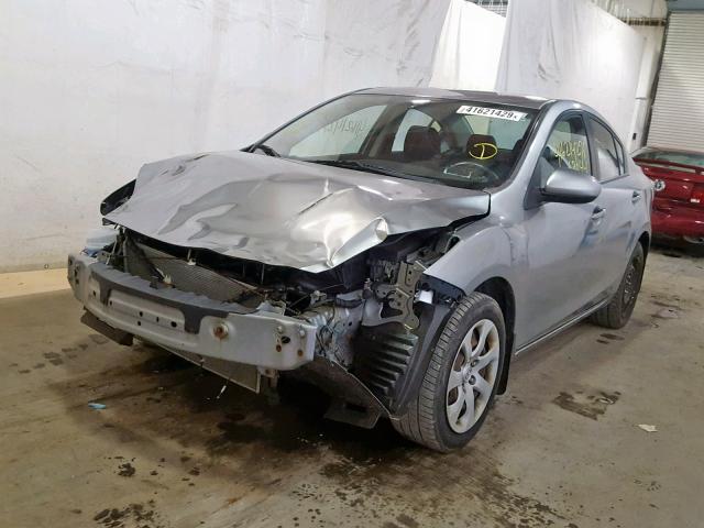 JM1BL1UG4B1413954 - 2011 MAZDA 3 I GRAY photo 2